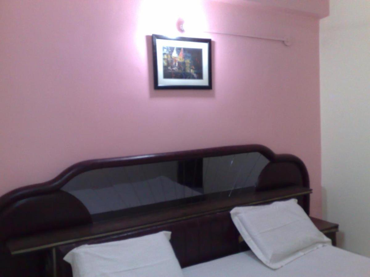 Grg Shanti Guest House 瓦拉纳西 外观 照片